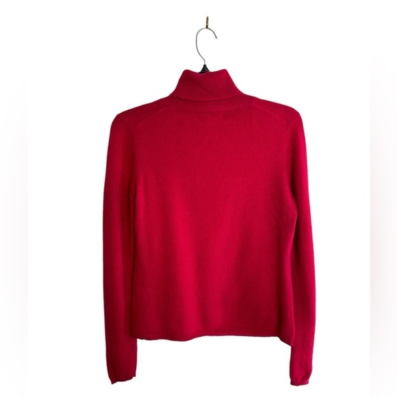 Sutton Studio 100% Cashmere Turtleneck Sweater Red Classic Womens Medium Petite - Picture 8 of 12